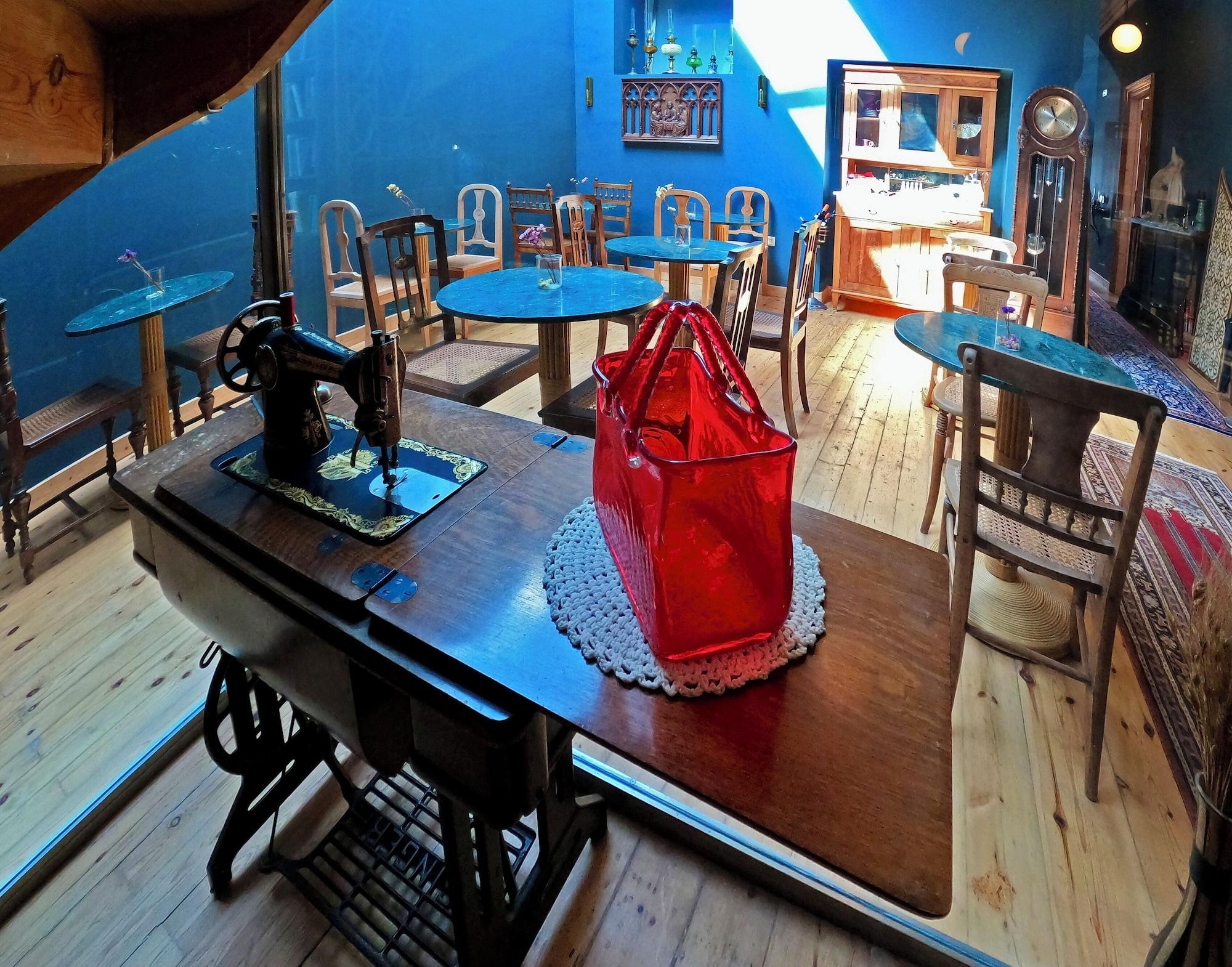 Restaurant VASILIKON Hotel 1888 the past is present