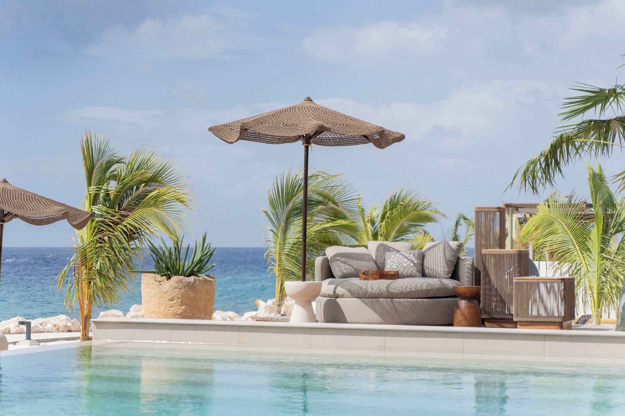 Vista Exterior Art Hotel Curacao