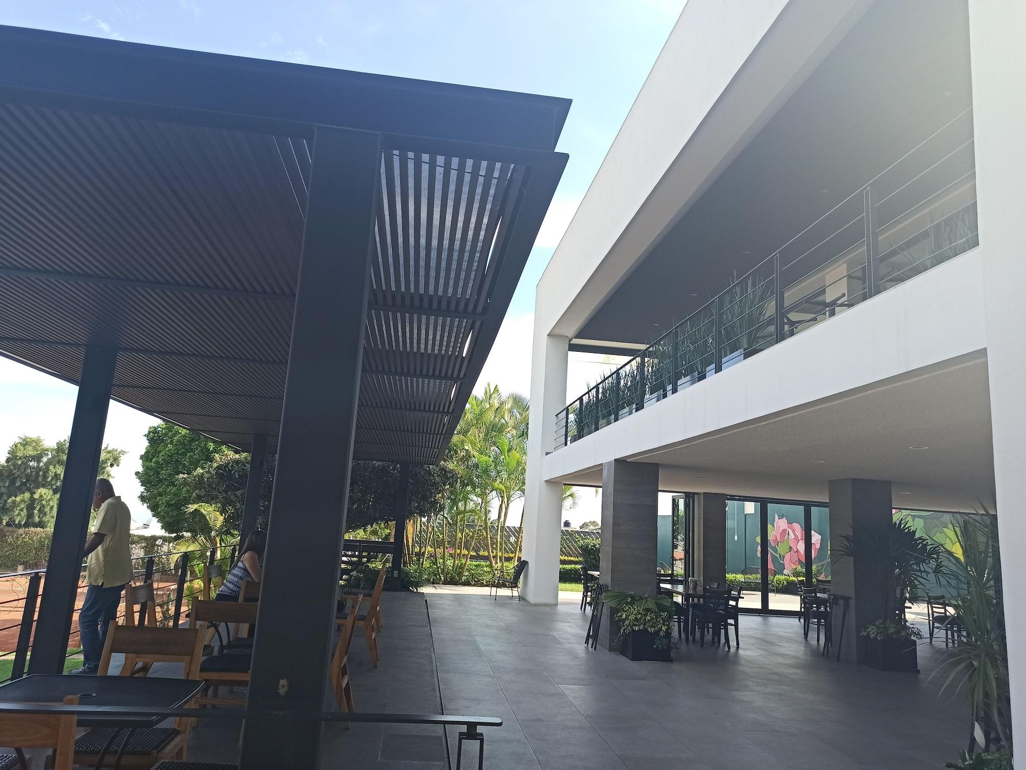 Equipamiento de Habitación Hotel & Villa Internacional de Tenis