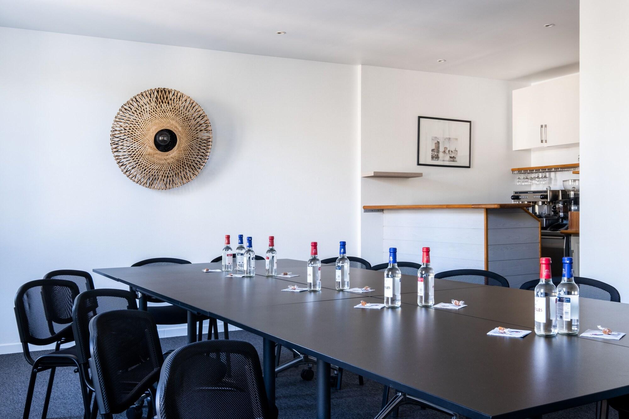 Sala de Reuniones Hôtel Le Français