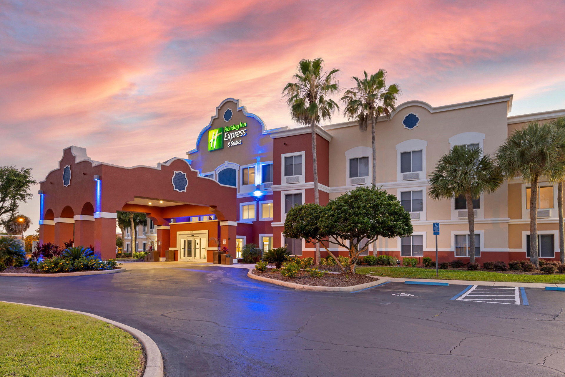 Vista Exterior Holiday Inn Express Hotel & Suites The Villages by IHG