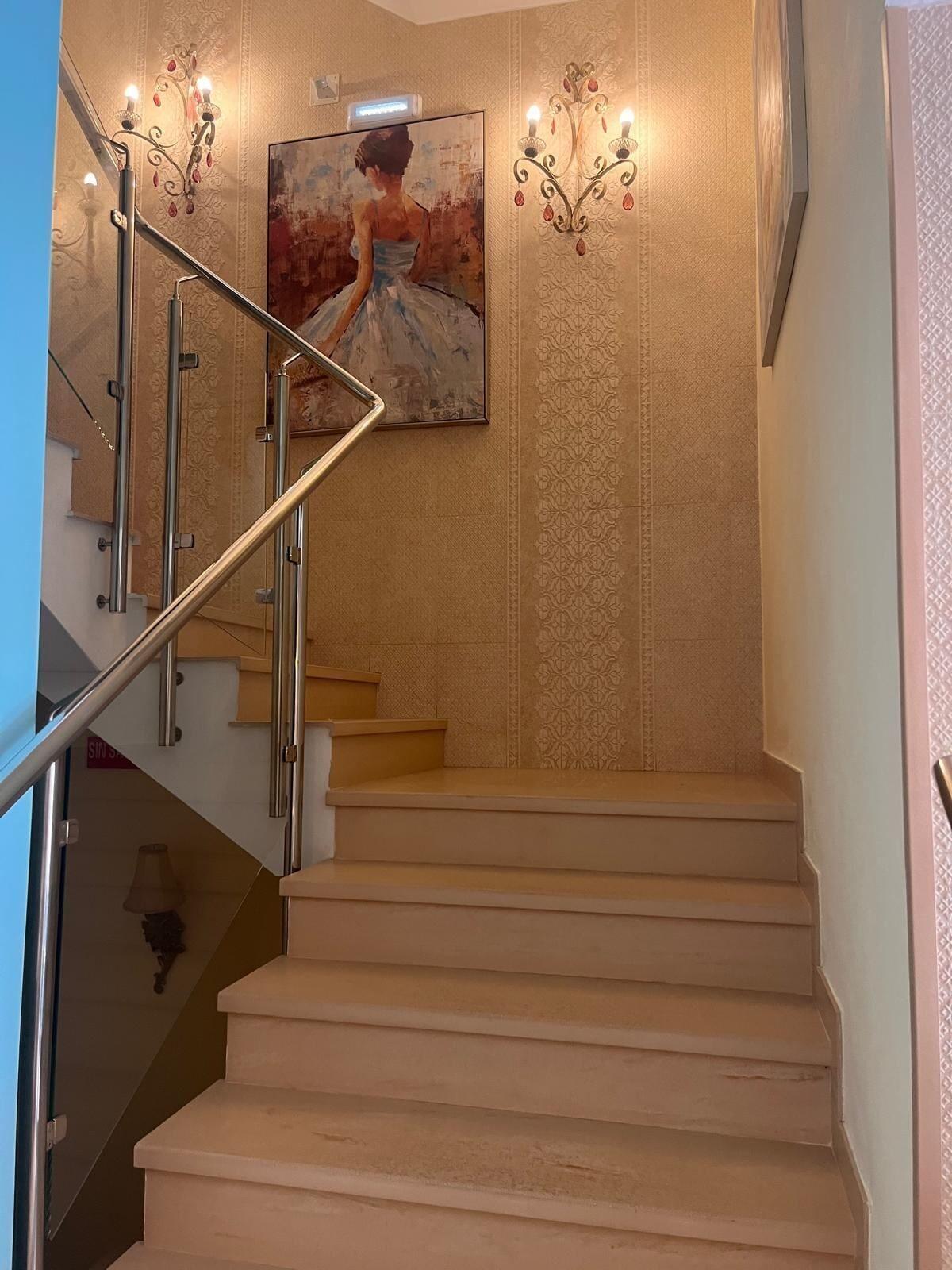 Vista Lobby Hostal Flor de Lis - Lojo