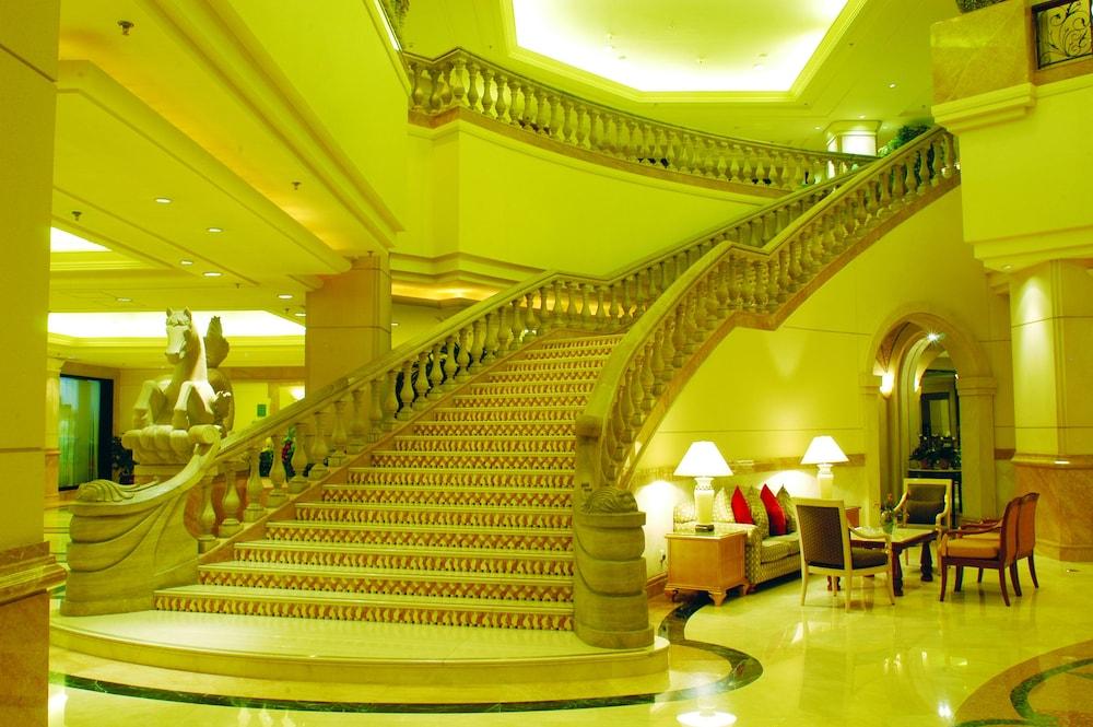 Varios Loong Palace Hotel & Resorts Beijing