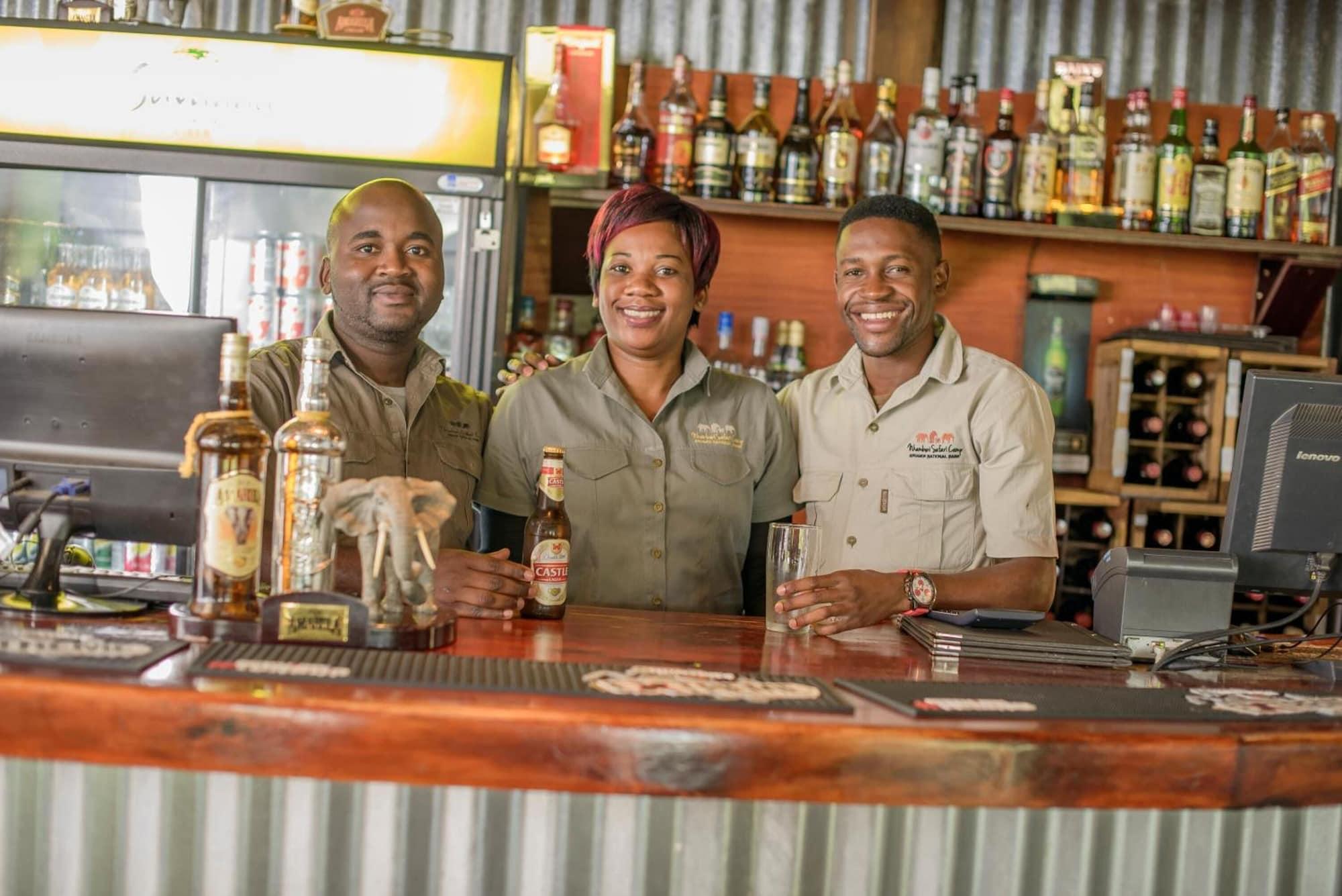 Bar/Salón Nkambeni Safari Camp