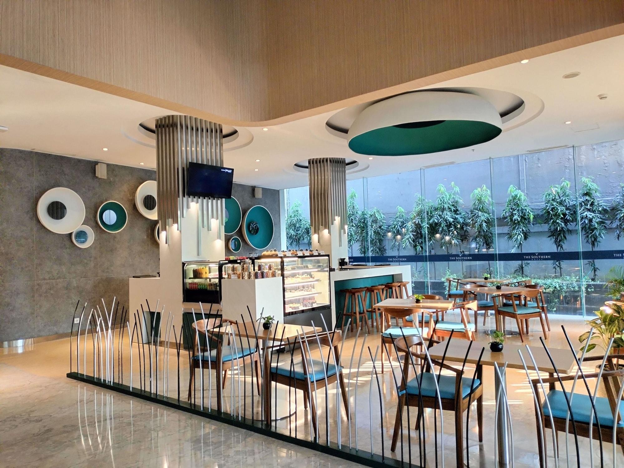 Vista Lobby The Southern Hotel Surabaya