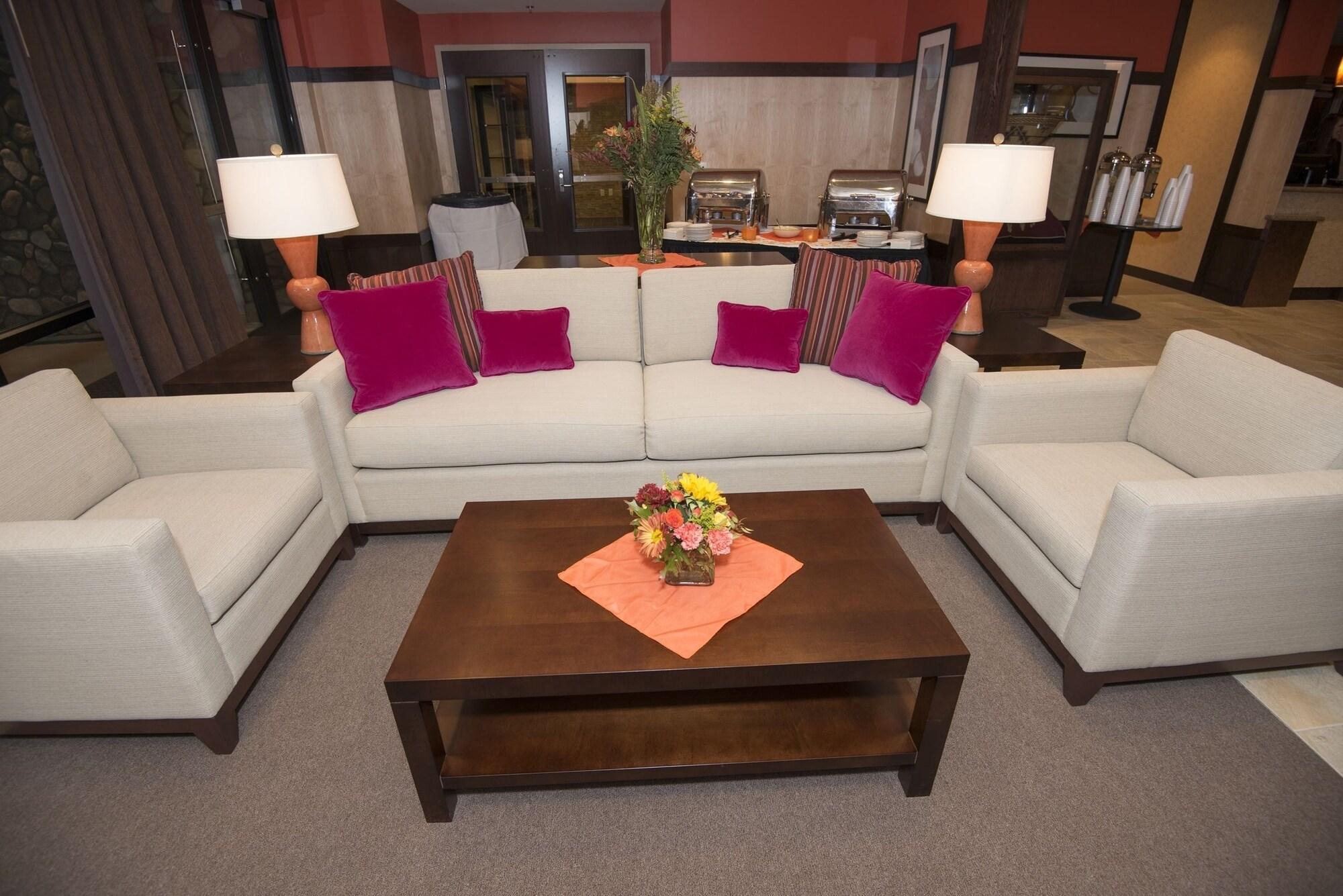 Vista Lobby Win-River Resort & Casino