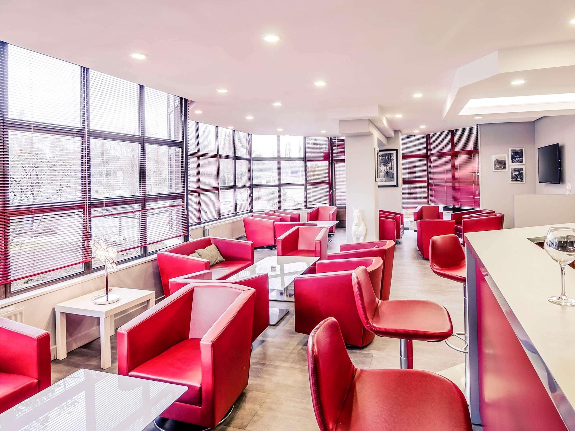 Bar/Salón Mercure Cergy Pontoise Centre