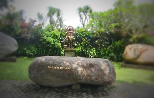 Angel House Ubud Eco Villa