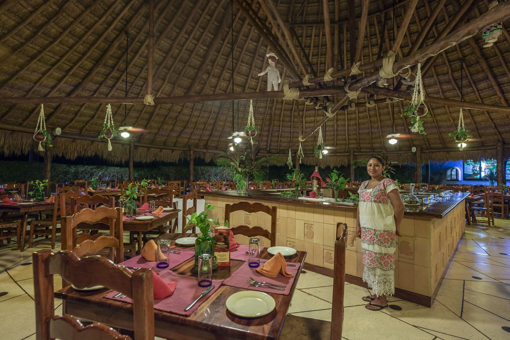 Restaurant The Lodge At Uxmal