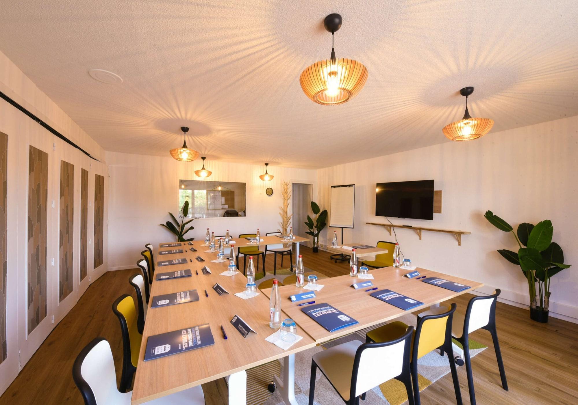 Sala de Reuniones Kyriad VILLENEUVE SAINT GEORGES