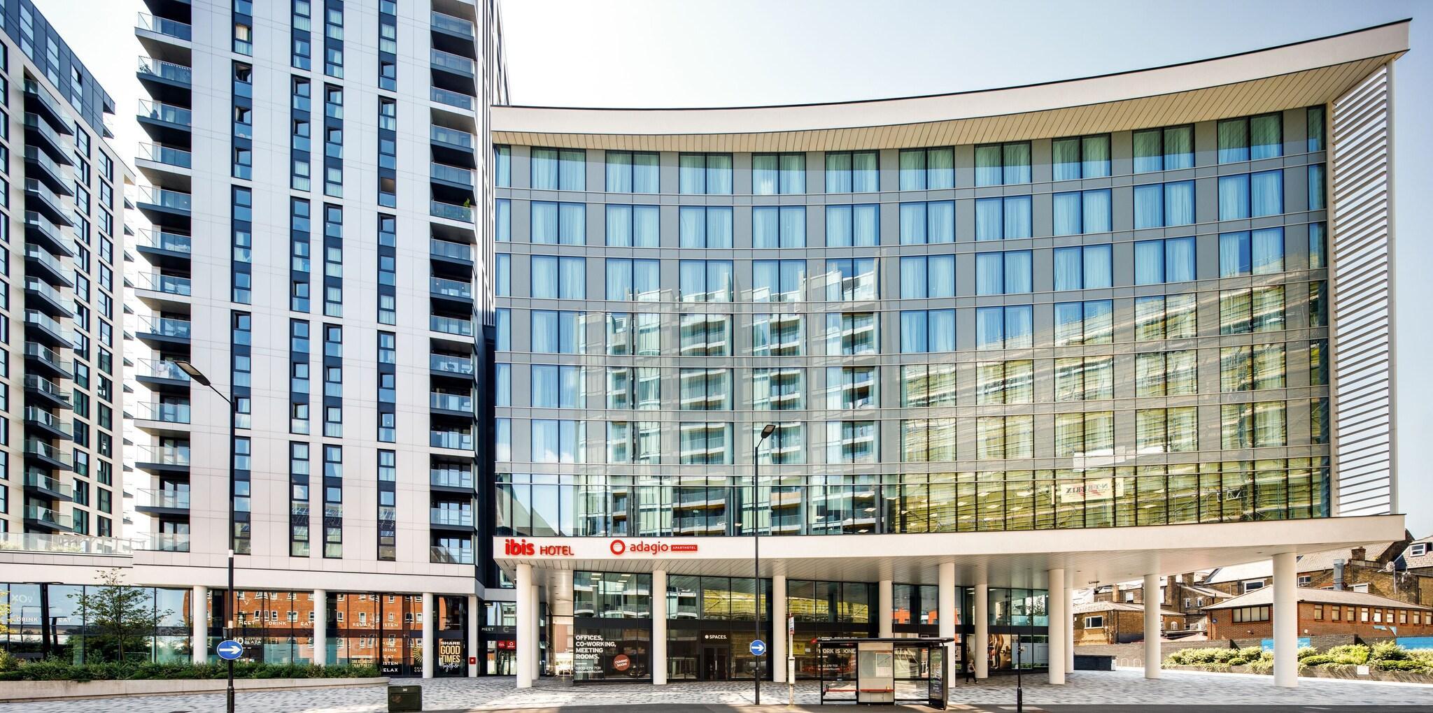 Vista Exterior ibis London Sutton Point