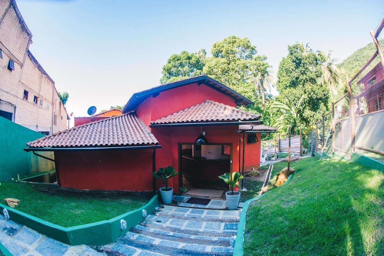 Varios Hostel Refugio
