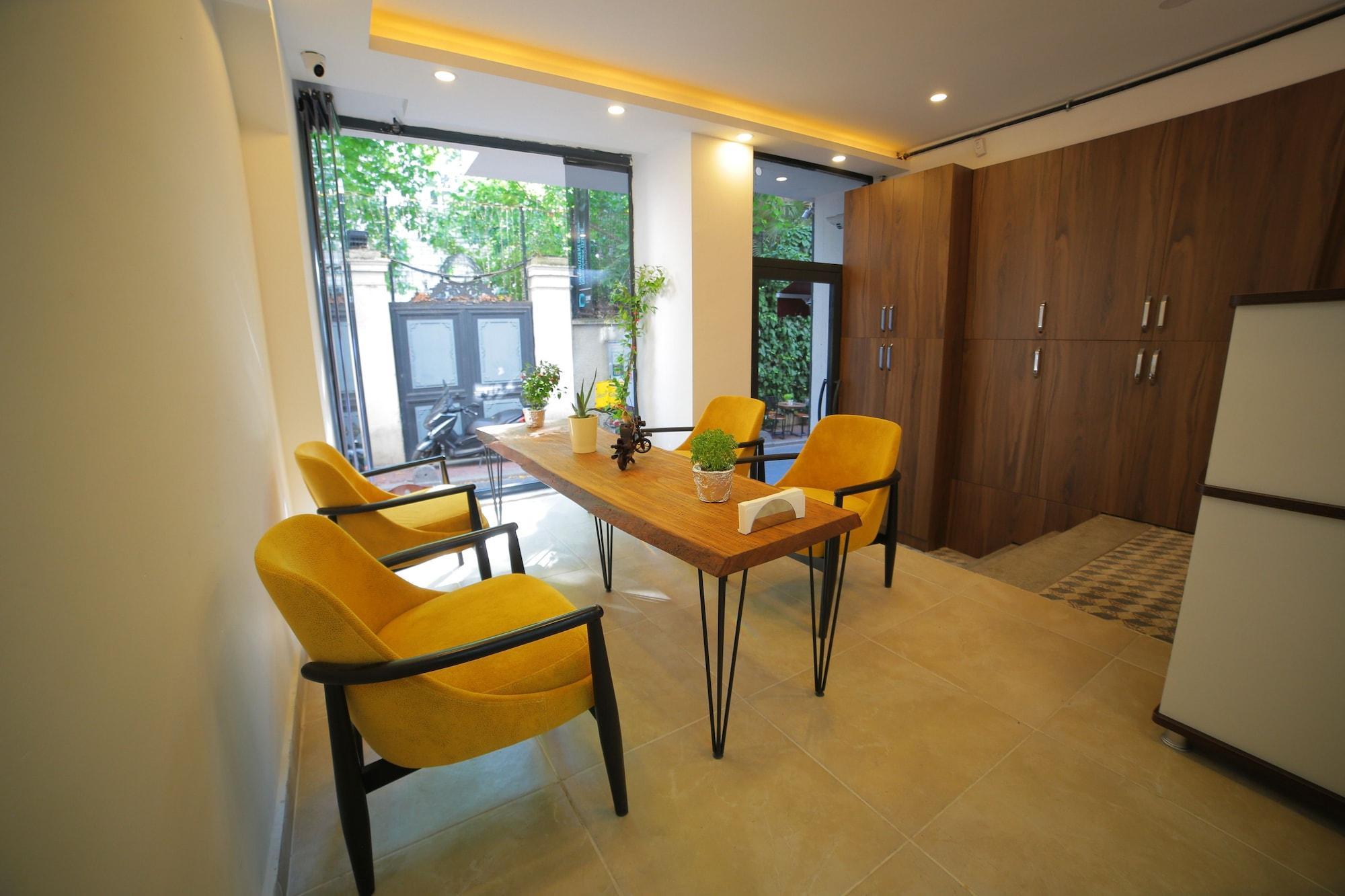 Restaurant Mitani Suites