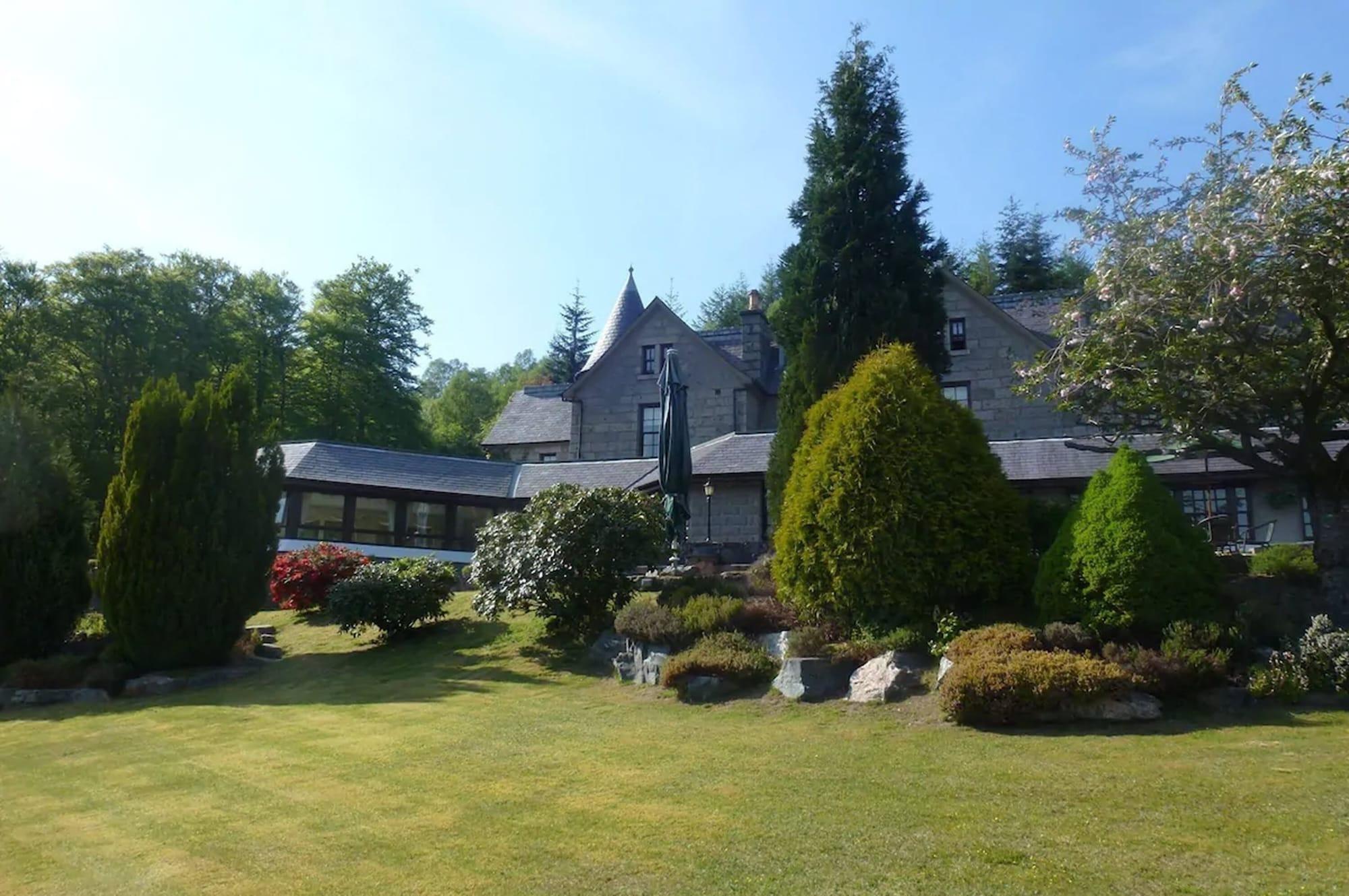 Vista Exterior Glenspean Lodge Hotel