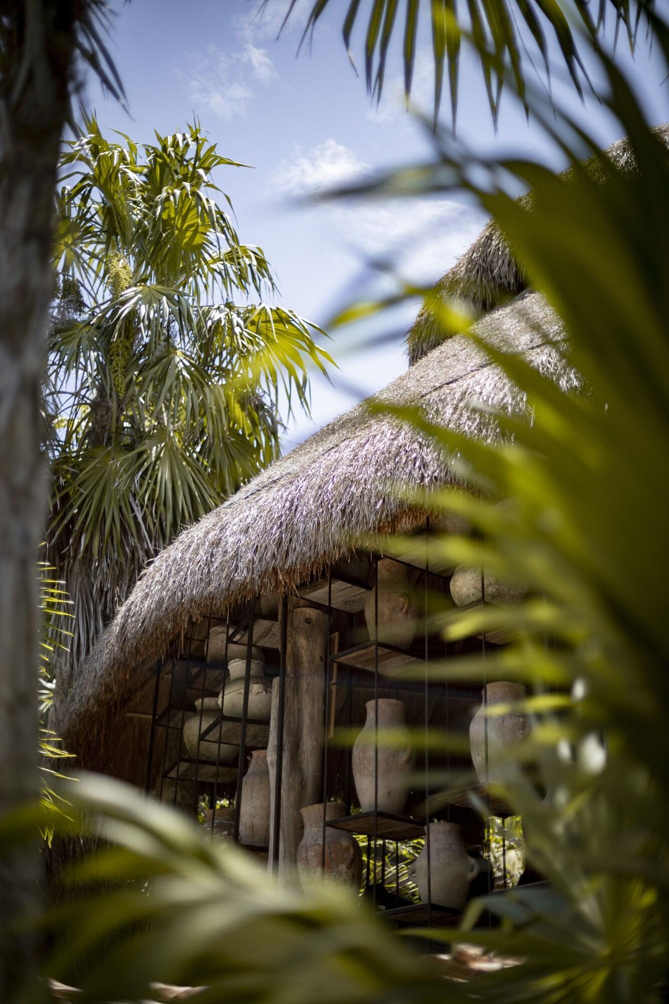 Vista Lobby The Radhoo Adults Only