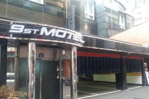 Alojamiento - 9st Traveltel