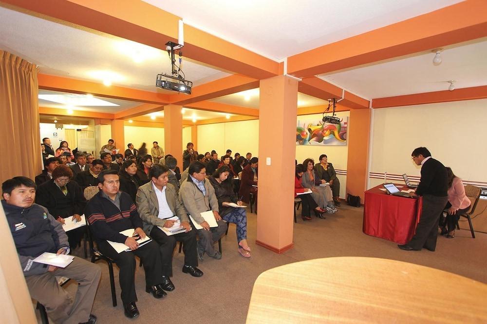 Sala de Reuniones HOTEL QALASAYA