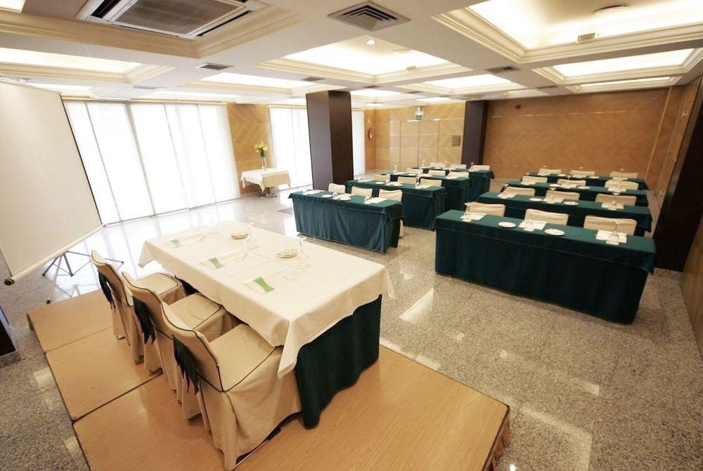 Sala de Reuniones Ohtels San Anton Granada
