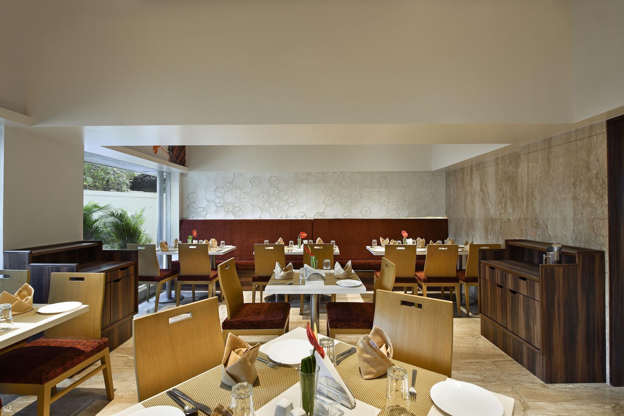 Restaurant Hotel Leafio Marigold Marol