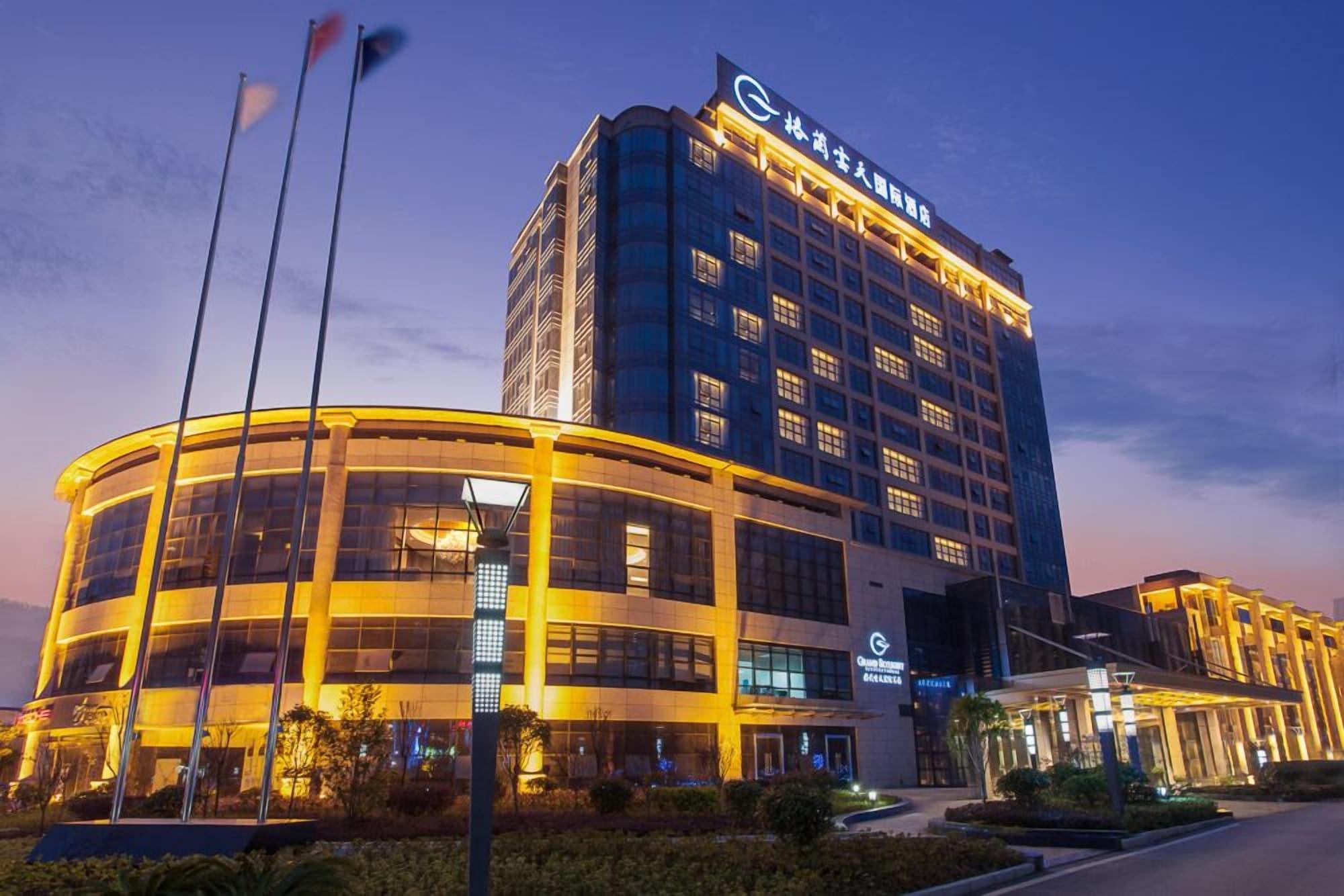 Vista Exterior Grand Skylight International Hotel Guiyang