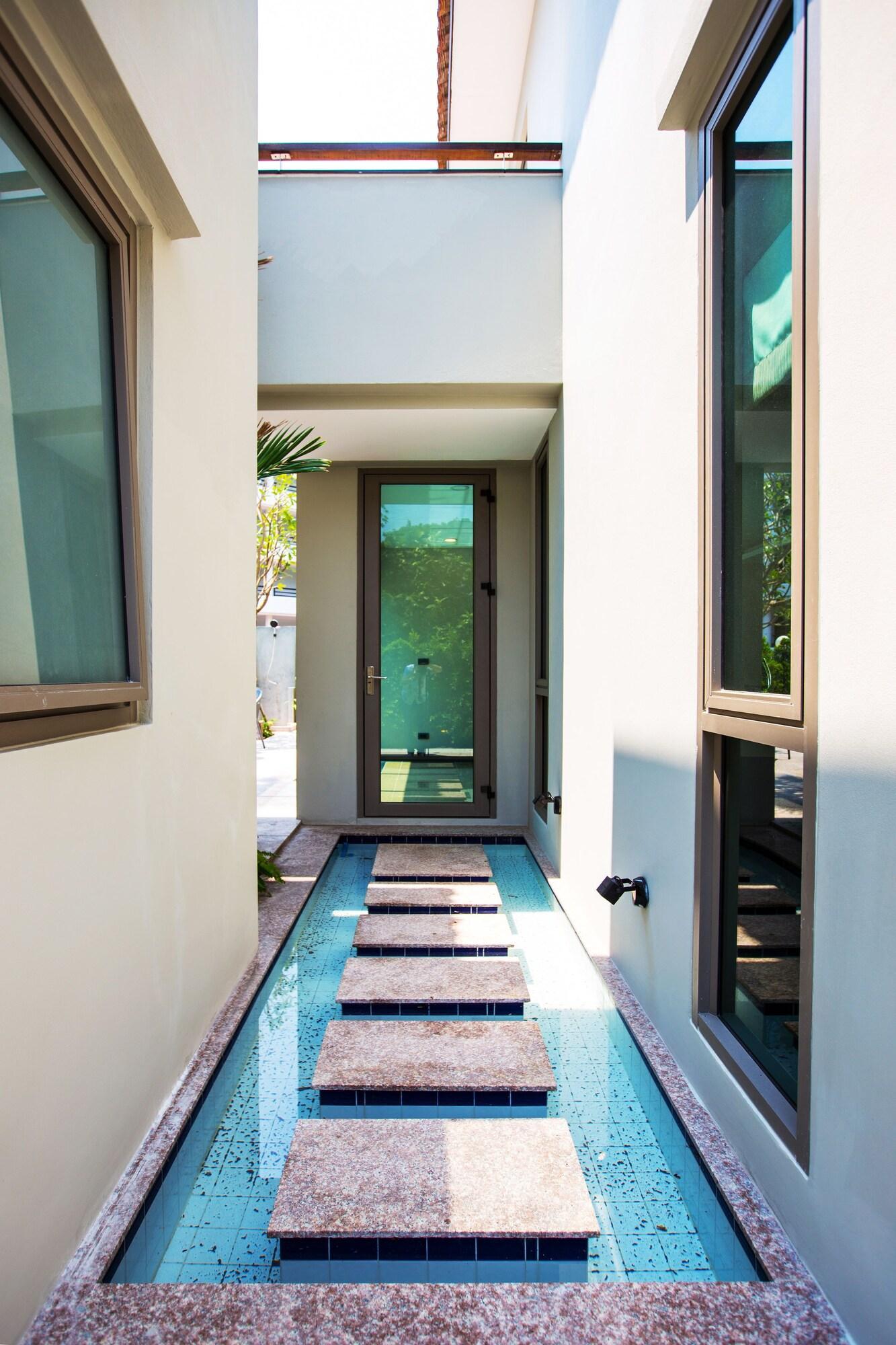Vista Lobby Villa Navin Resort