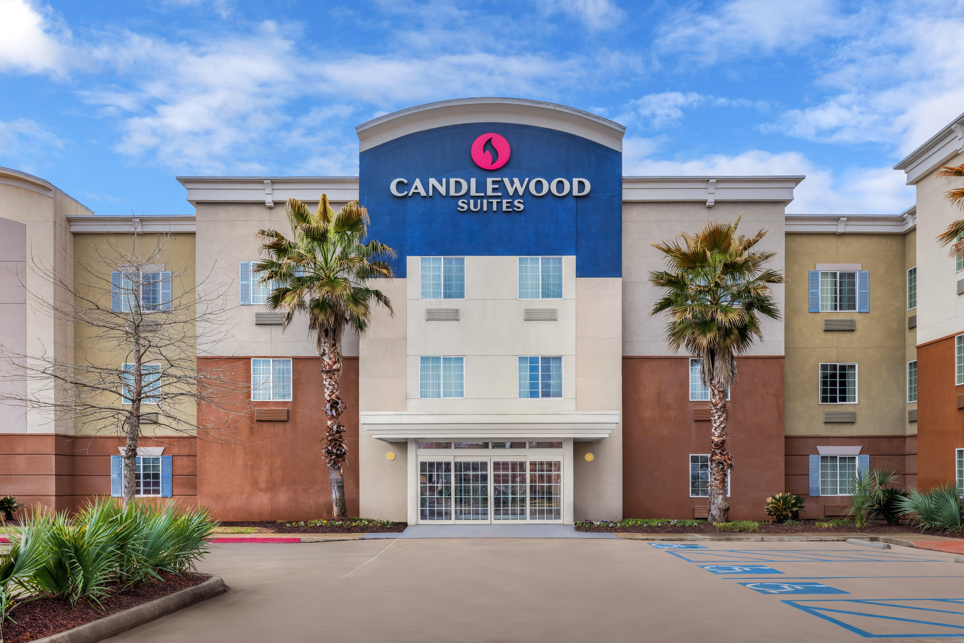Vista Exterior Candlewood Suites Alexandria by IHG