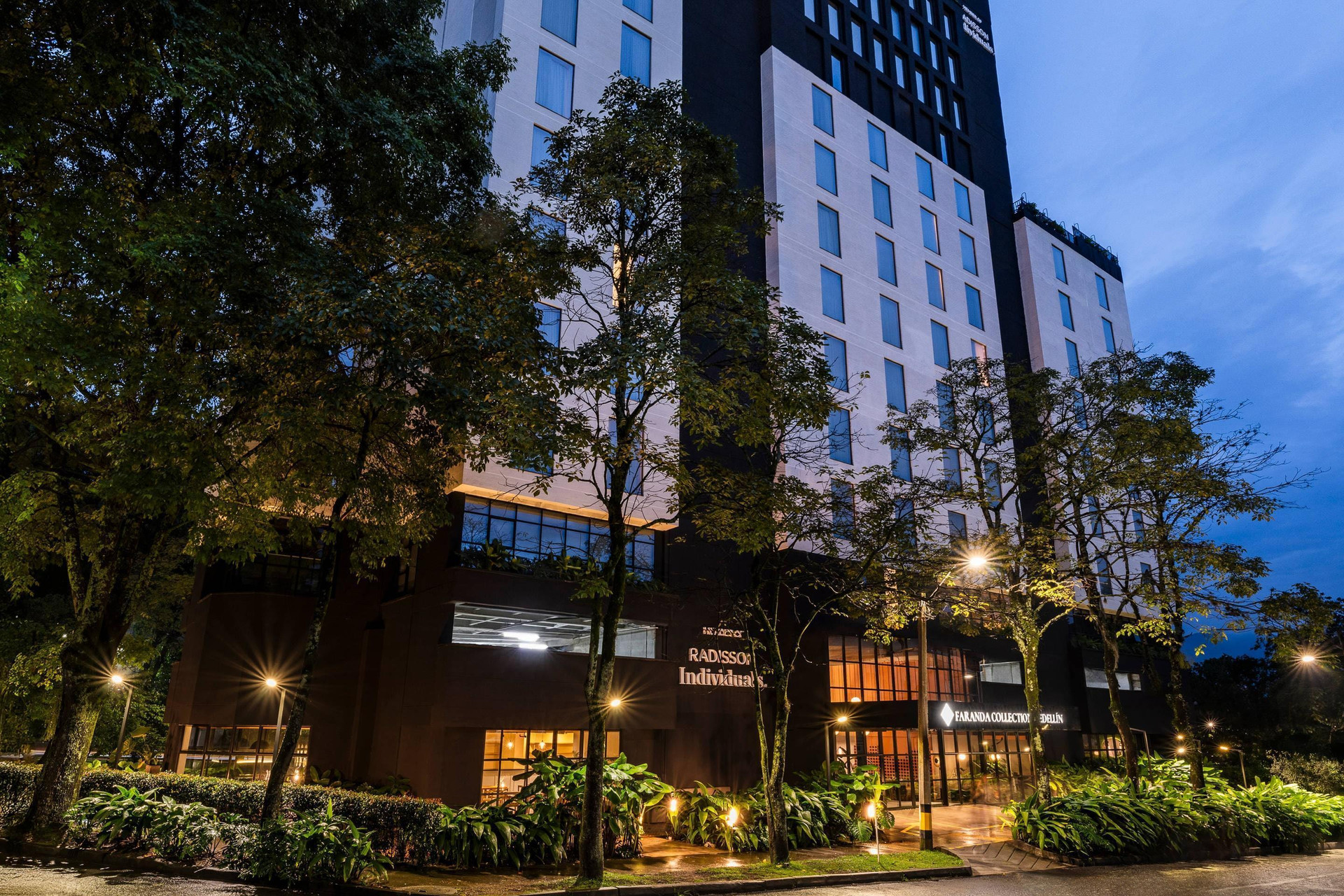 Vista Exterior Faranda Collection Medellin