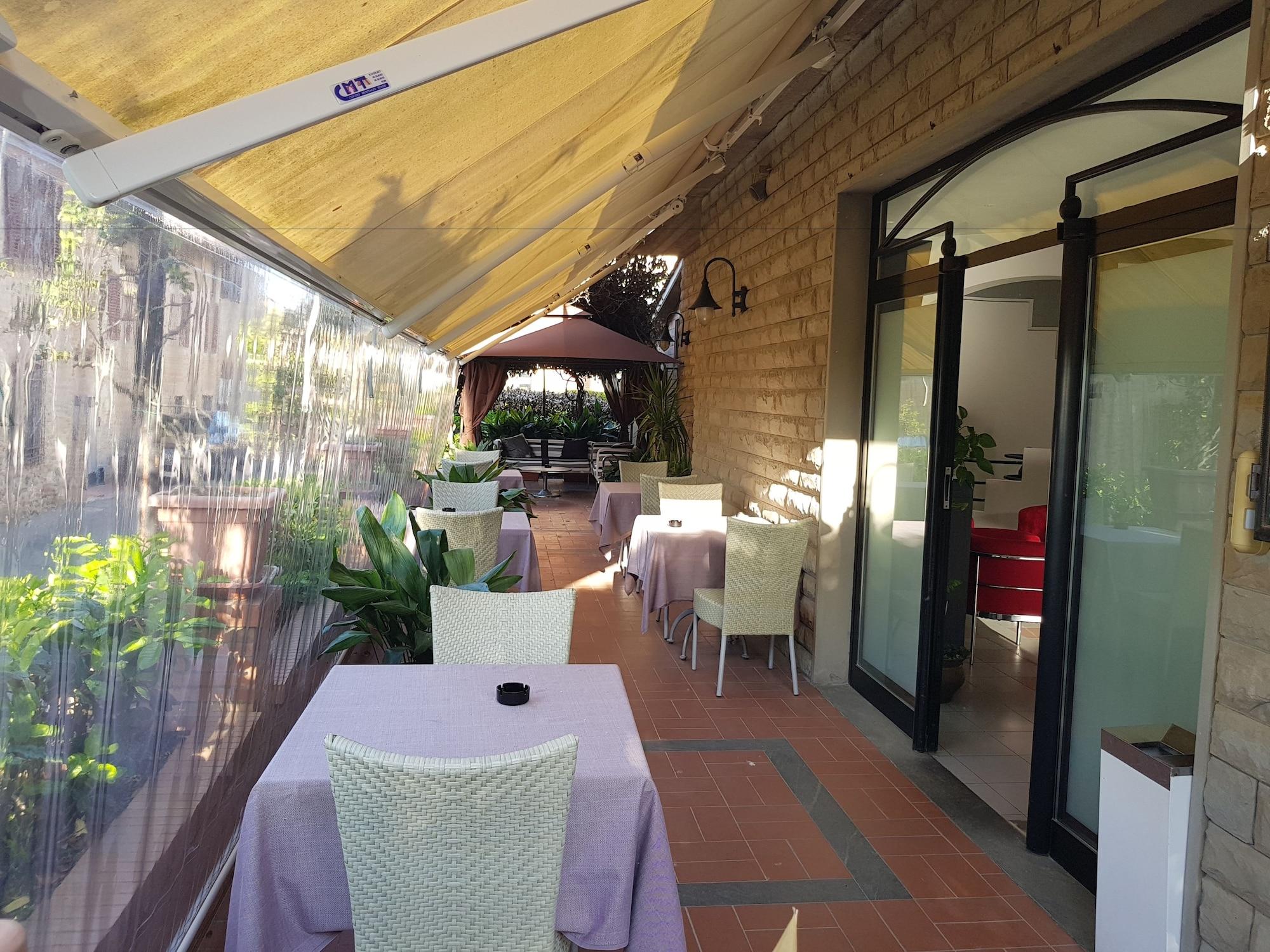 Vista Exterior Hotel Da Graziano