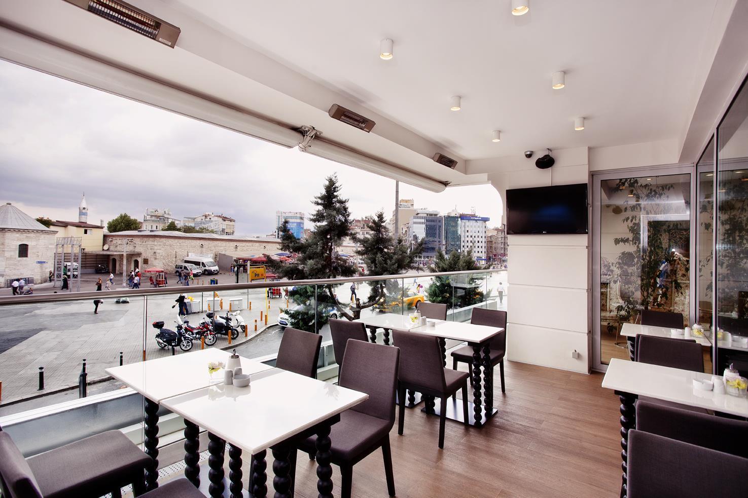Restaurant CVK Taksim Hotel Istanbul