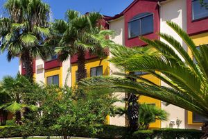 Alojamiento - Best Western Alamo Suites