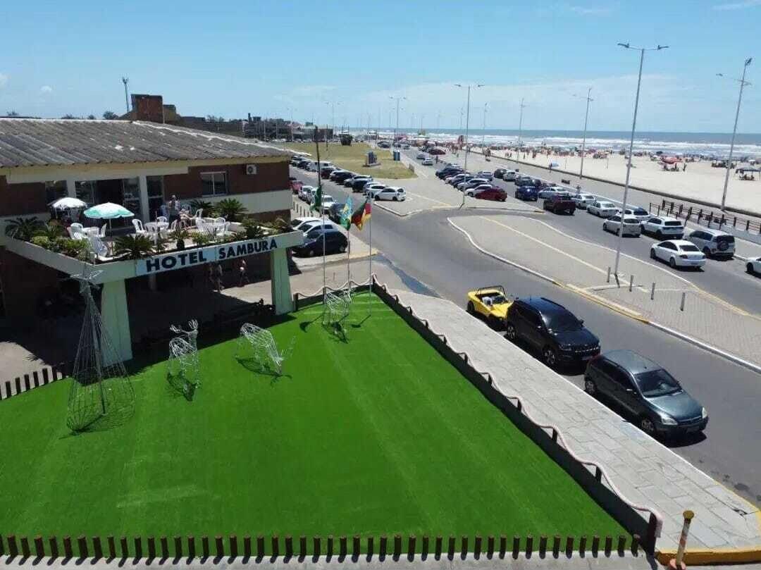 Vista Exterior Hotel Samburá