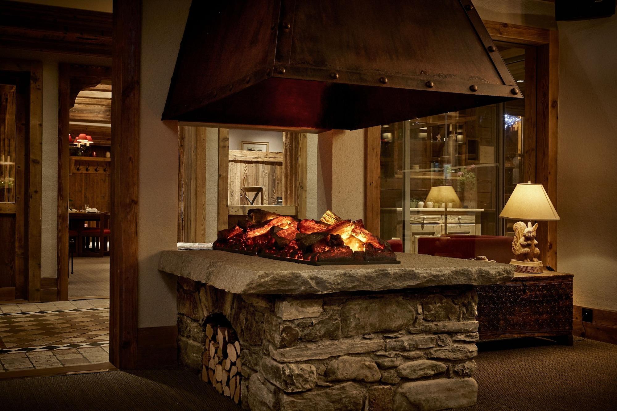 Vista Lobby Hôtel Les Peupliers