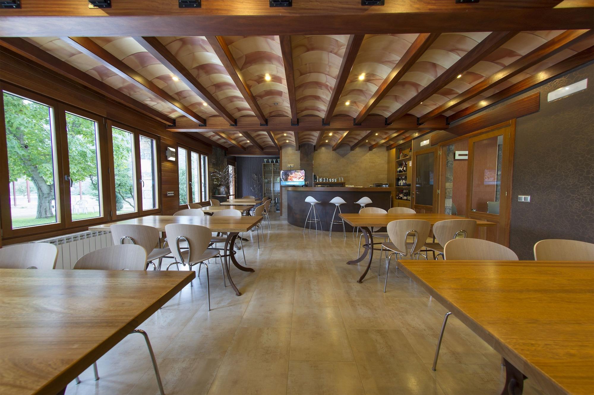 Bar/Salón Hotel Los Nogales