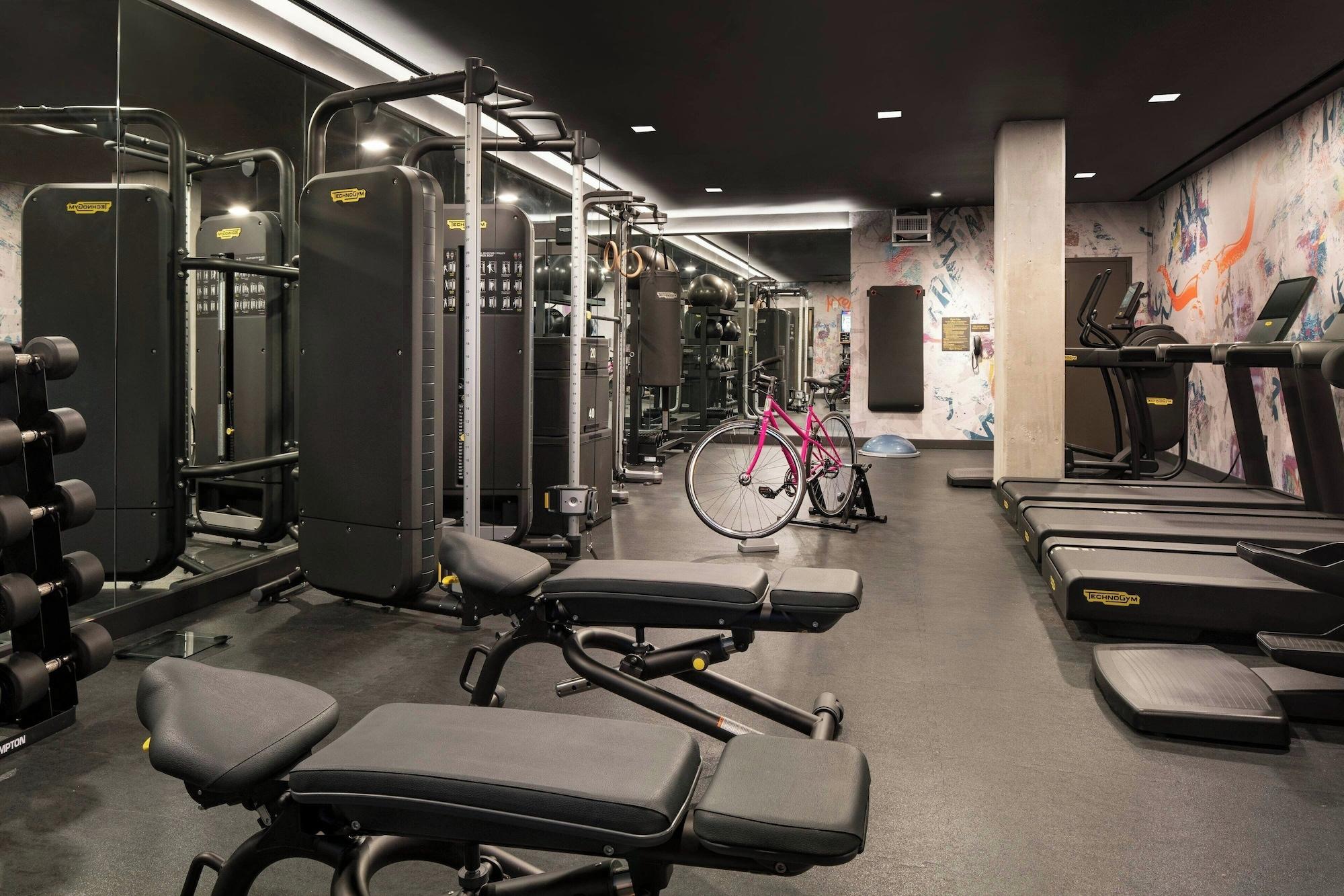 Gimnasio Moxy Austin - University