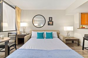 Aluguel por temporada - Aqua Palms Condo with City View
