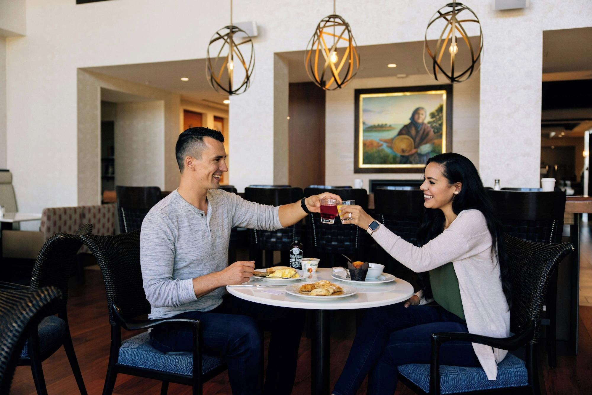 Restaurant Residence Inn by Marriott Santa Barbara Goleta