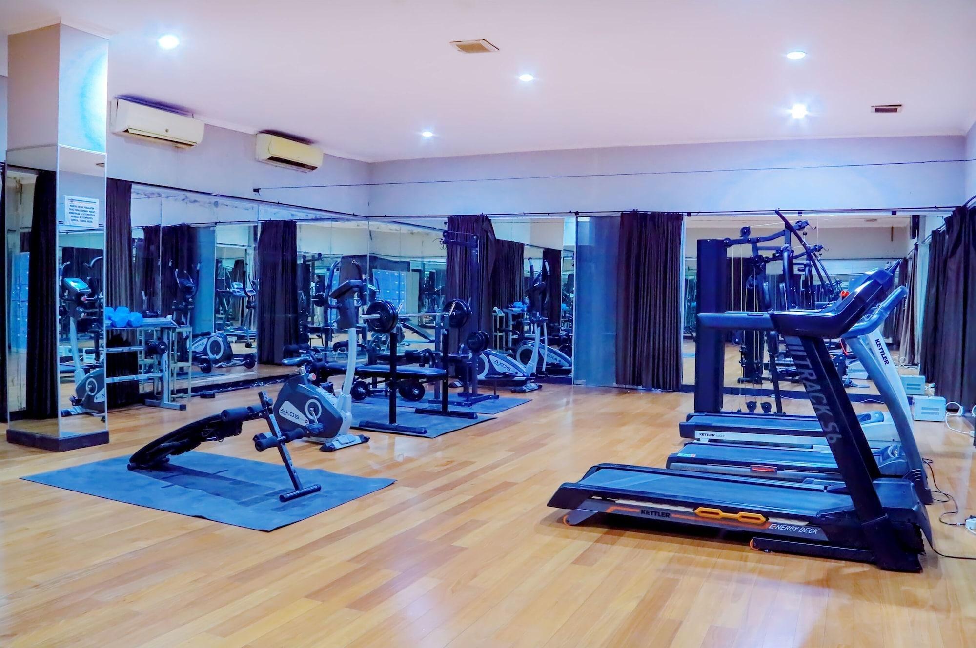 Gimnasio Hotel Dafam Pekalongan
