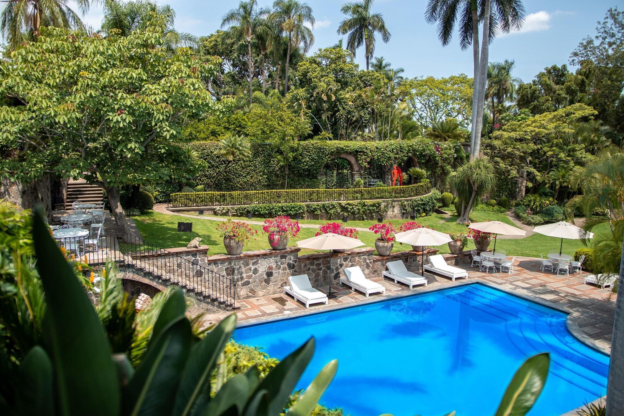 Vista Exterior Las Mananitas Hotel Garden Restaurant and Spa