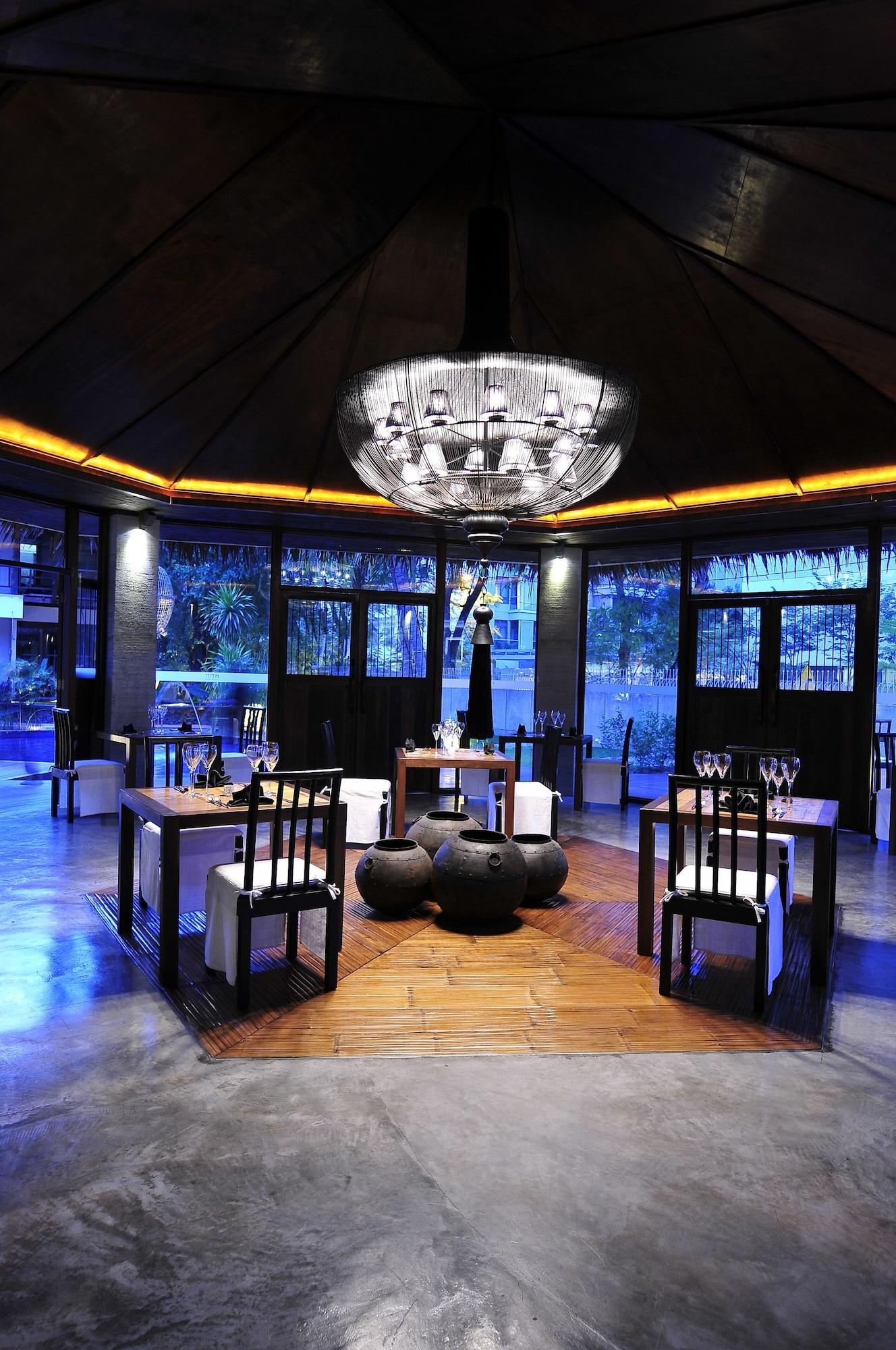 Restaurant Villa Samadhi by Samadhi - Age 12 and Above Only