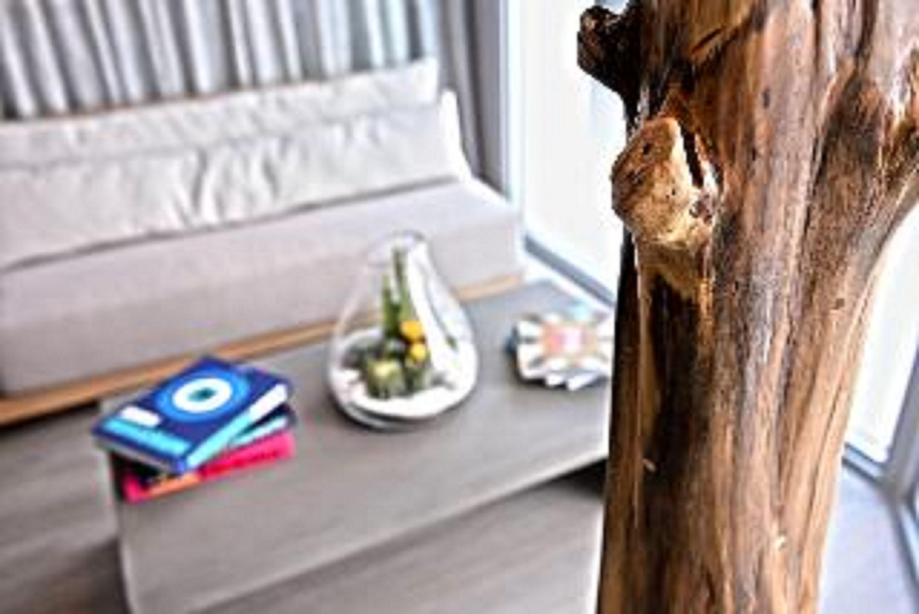 Vista Lobby 6080 Design Hotel by Eskape Collection