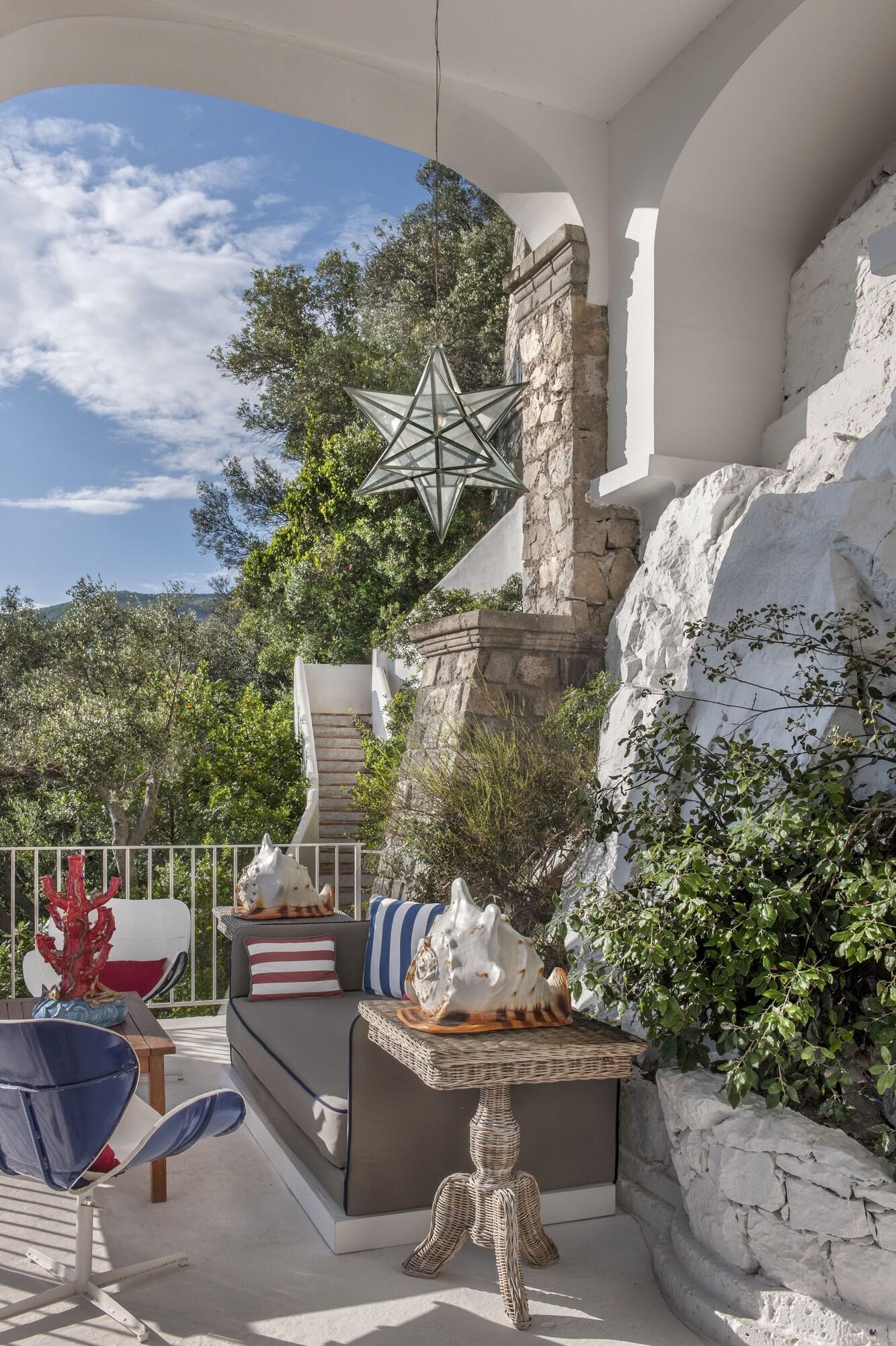 Vista Lobby Maison La Minervetta