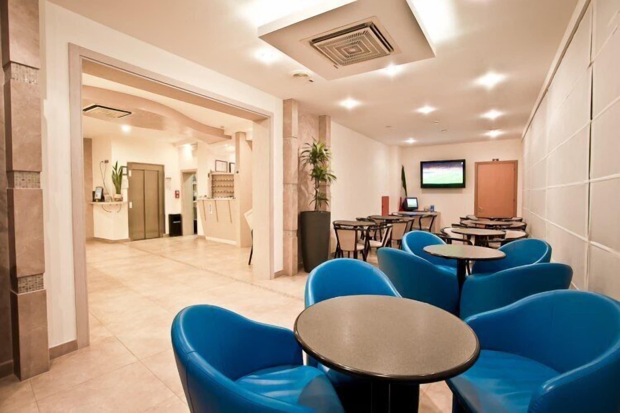 Vista Lobby Hotel Thea