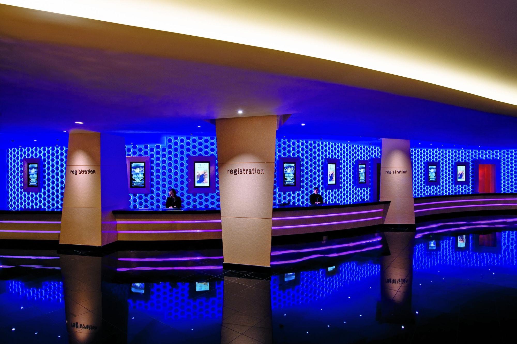 Vista Lobby Planet Hollywood Resort & Casino