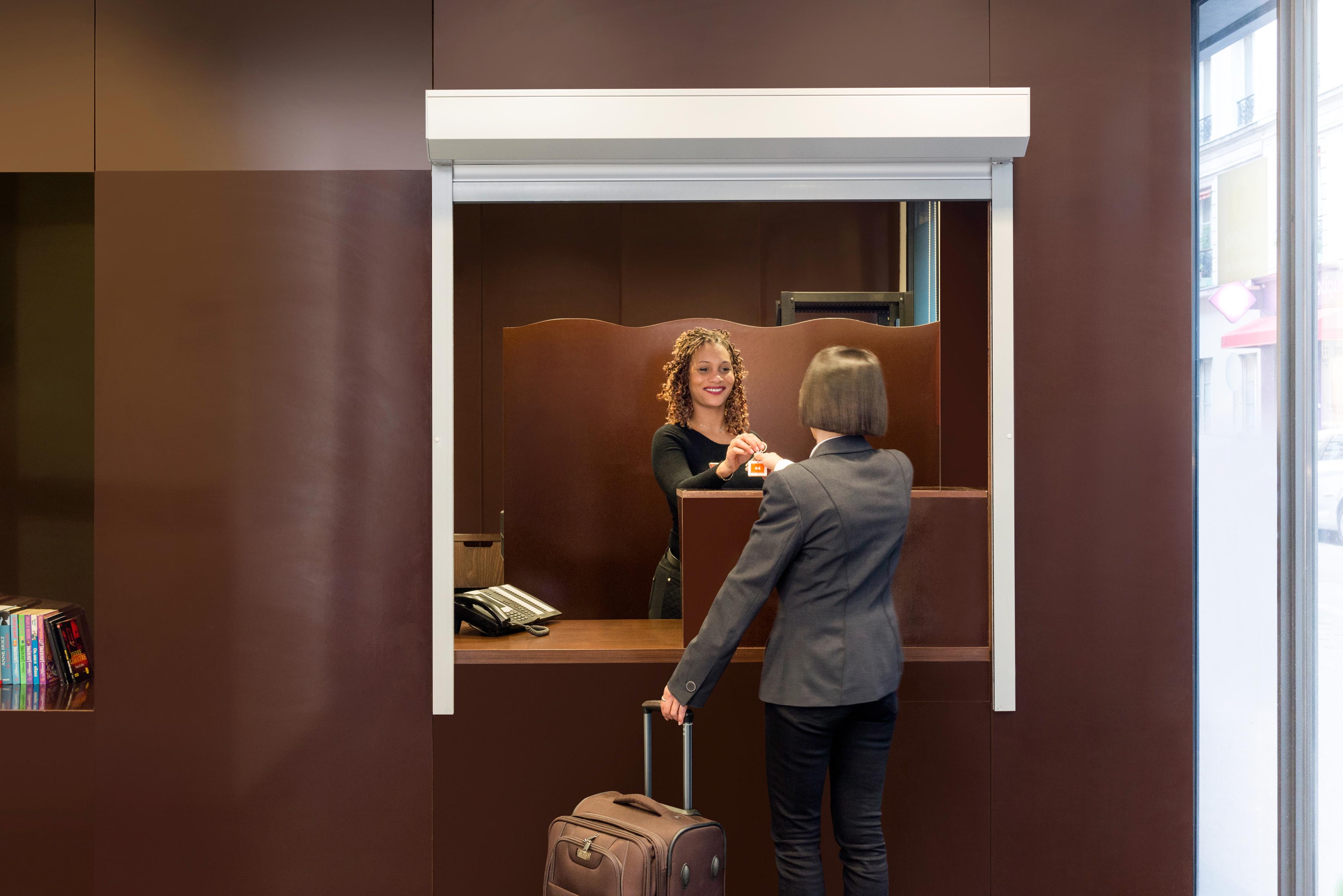 Vista Lobby Aparthotel Adagio Access Paris Bastille