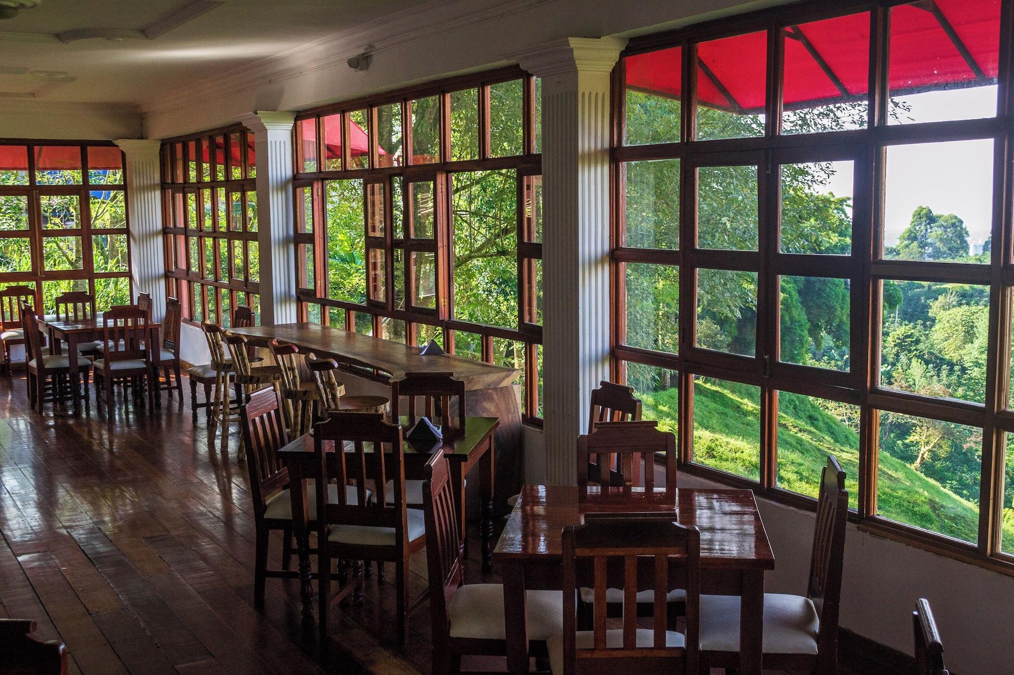 Restaurant Hotel El Eden Country