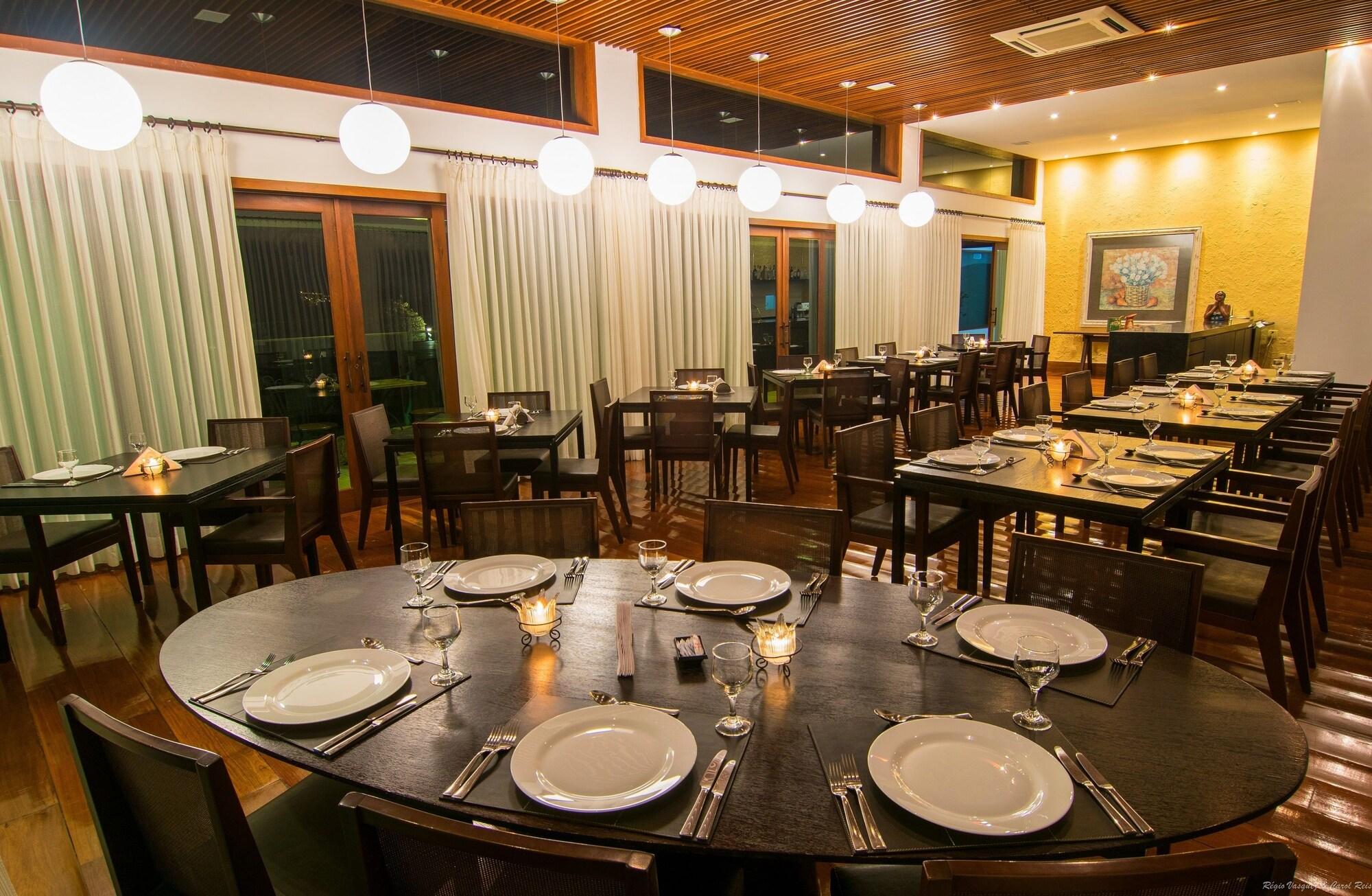 Restaurant Garden Hill Hotel e Golfe