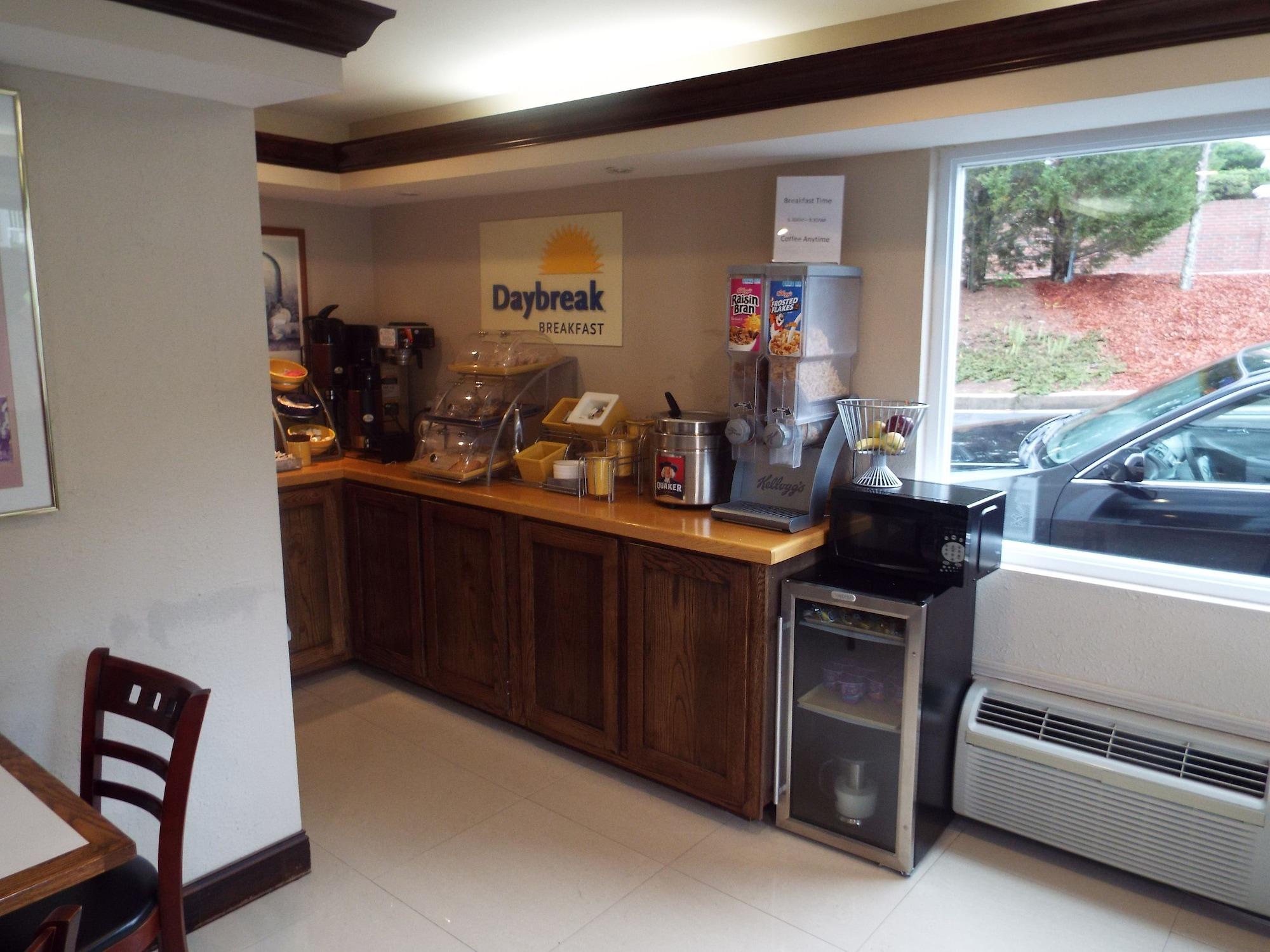 Restaurant Days Inn by Wyndham Dahlonega University Area