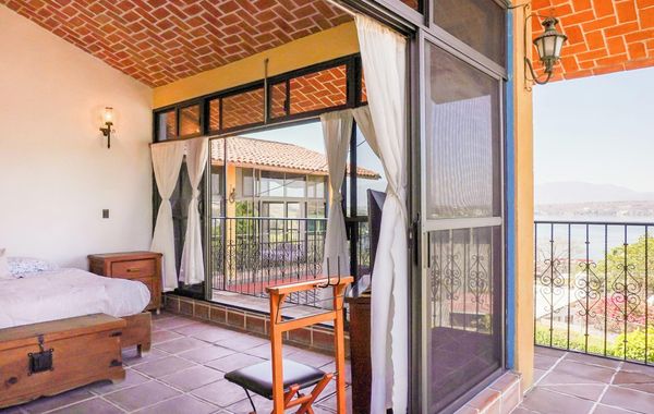 Casa Cayetana Colonial - Frente al lago - Hoteles con traslado en Tequesquitengo, Morelos