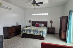 Alquiler Vacacional - New! Oceanfront 3 bdrm home. Miramar Escape. AC, Wi fi, Dishwasher, Icemaker