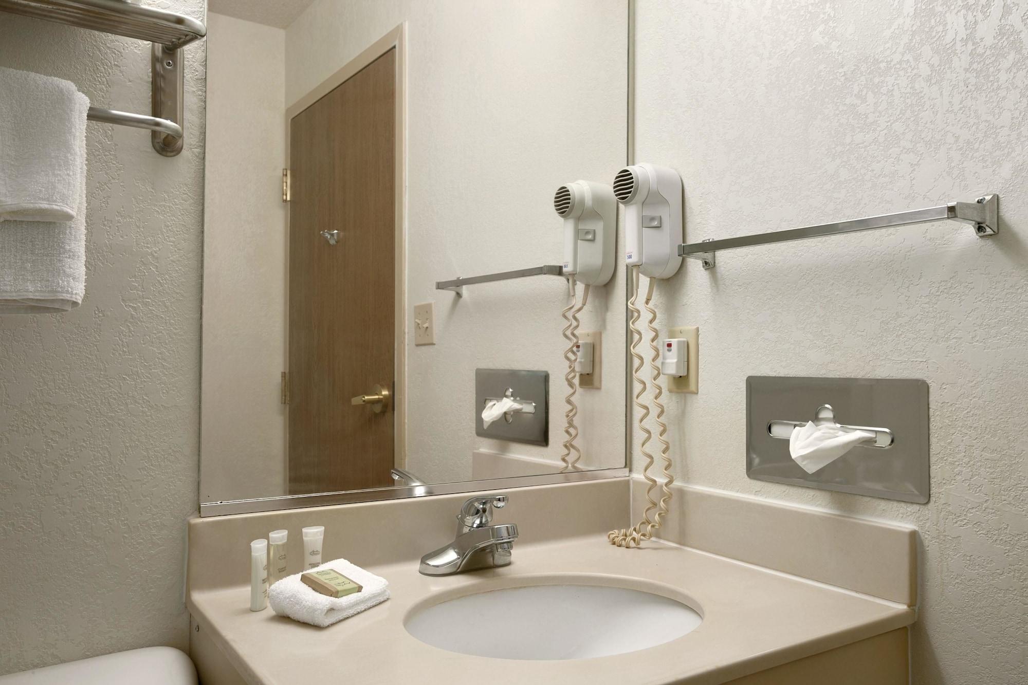 Equipamiento de Habitación Super 8 by Wyndham Corydon